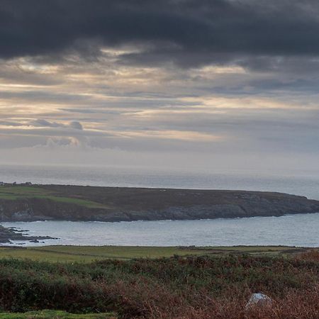 Vila Tan Y Cytiau Holyhead Exteriér fotografie
